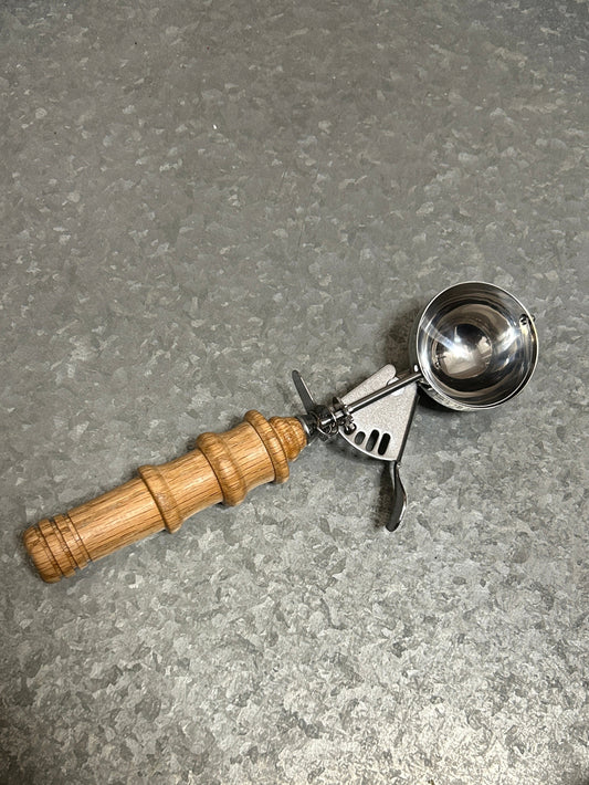 Ice Cream Scoop (Hand Turned Oak Handle)